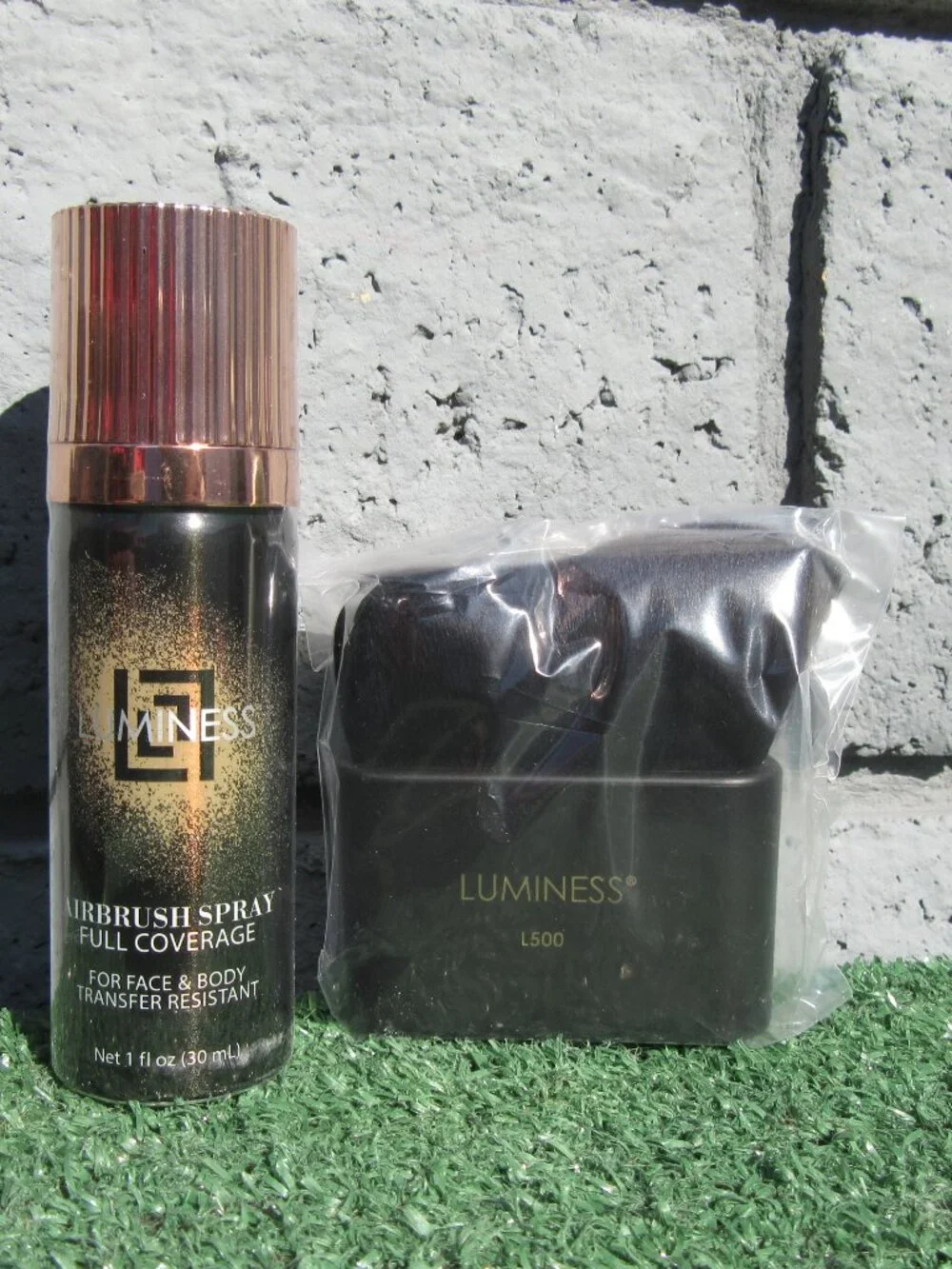 Brand New Luminess Airbrush Starter Kit Spray Full Coverage Medium & L500 Brush